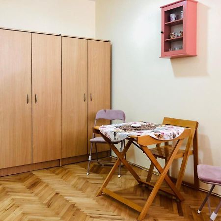 Kraguj Apartments 1 クラグイェヴァツ エクステリア 写真