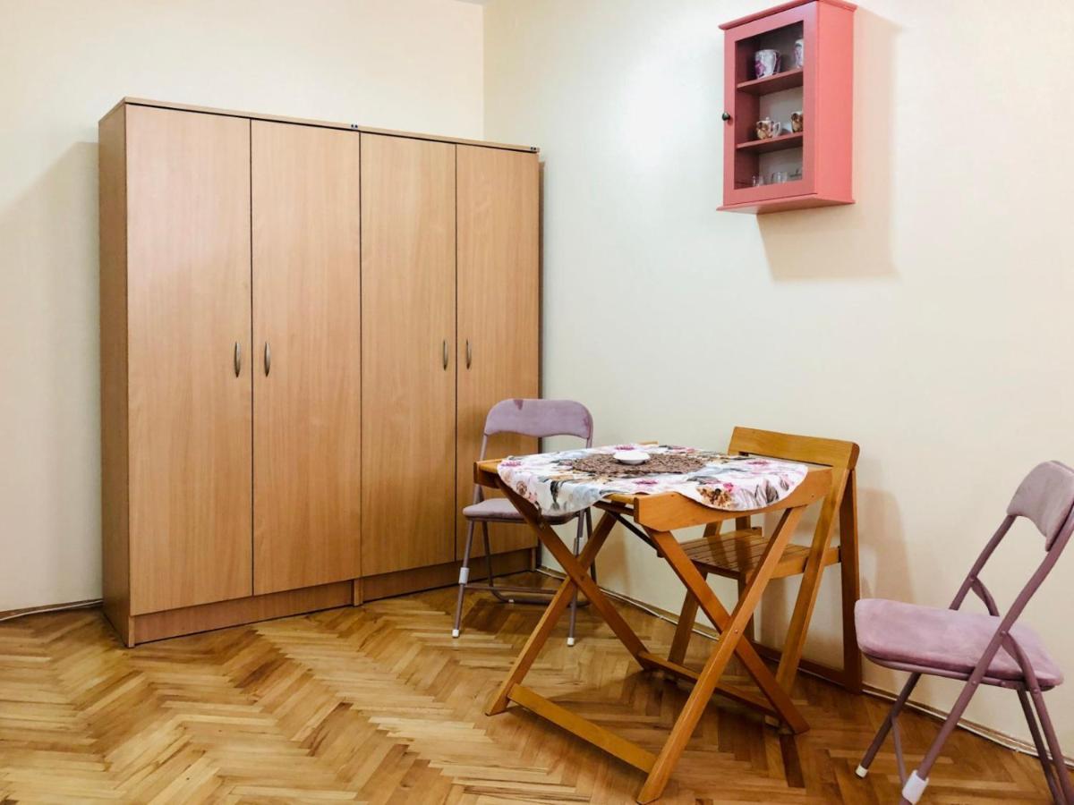 Kraguj Apartments 1 クラグイェヴァツ エクステリア 写真